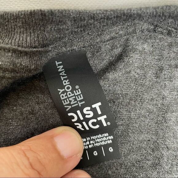 -District Courage Bee T-Shirt L - Picture 5 of 6